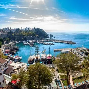 Your Guide to a Dental Holiday in Turkey: Enjoy and Heal